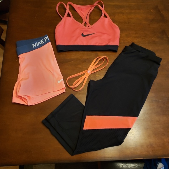 🚫SOLD Workout bundle Nike, Althleta, C&C - Picture 2 of 4